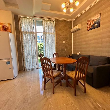 Apartments In Vip Classic Pantai Sunny Luaran gambar