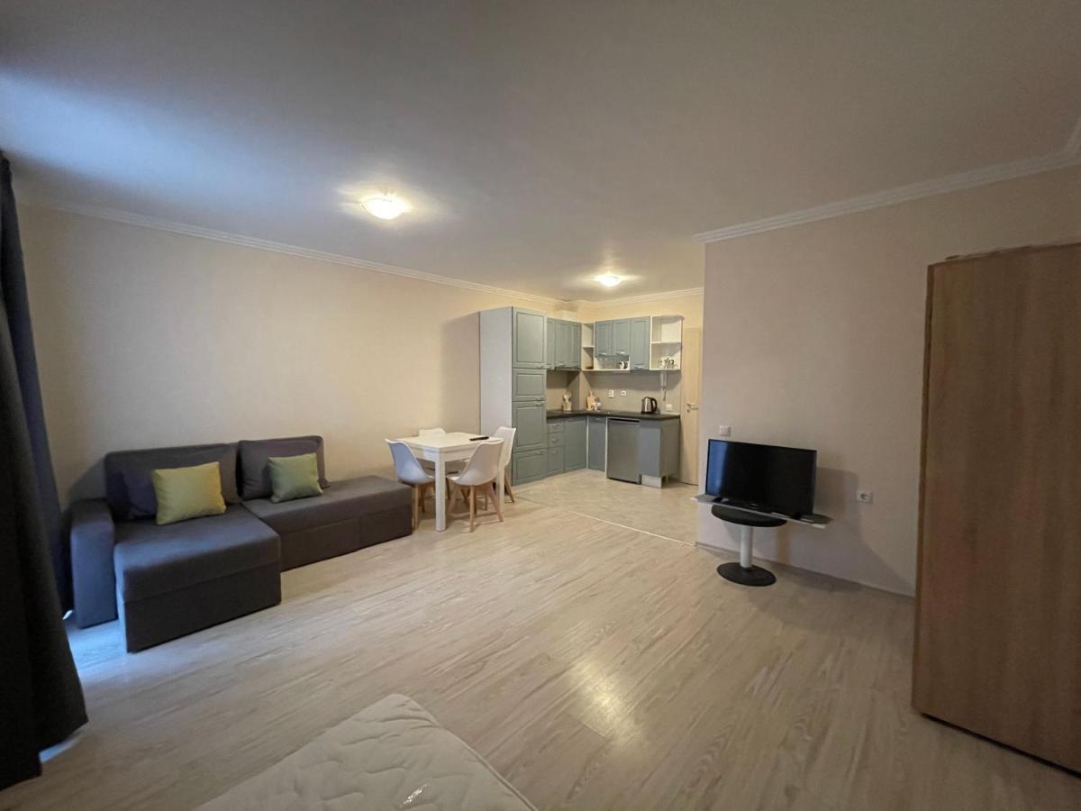 Apartments In Vip Classic Pantai Sunny Luaran gambar