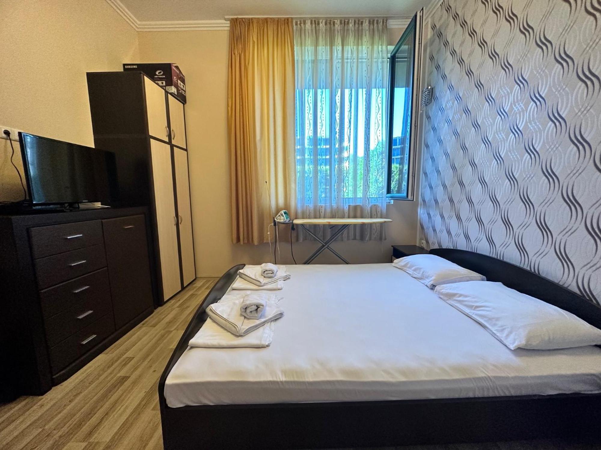 Apartments In Vip Classic Pantai Sunny Luaran gambar